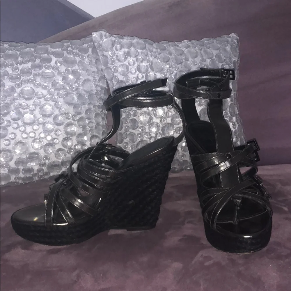 Burberry wedges in black / metallic size 9 - Picture 3 of 9